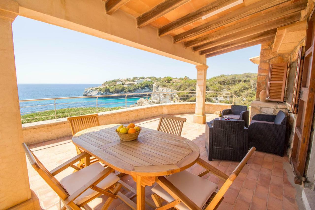Beautiful Private Villa On The Sea Santanyí Kültér fotó