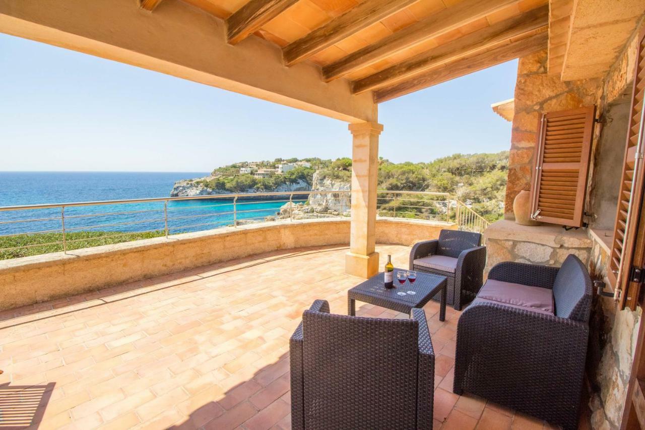 Beautiful Private Villa On The Sea Santanyí Kültér fotó