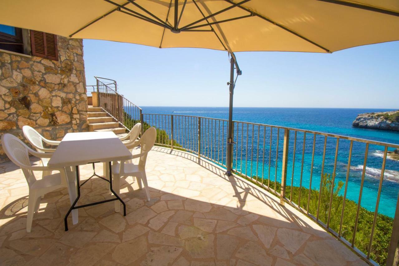 Beautiful Private Villa On The Sea Santanyí Kültér fotó