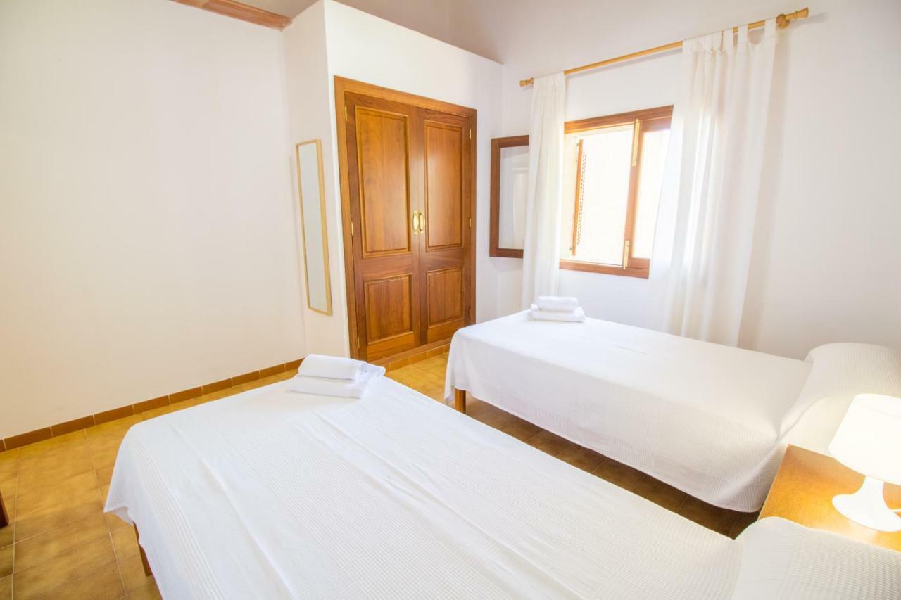 Beautiful Private Villa On The Sea Santanyí Kültér fotó
